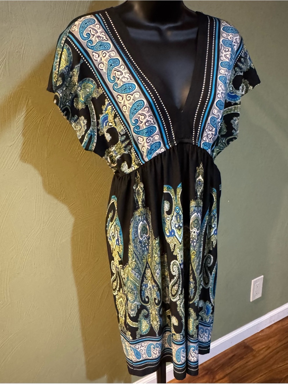 Bailey Blue Paisley V-Neck Dress Empire Waist Women's Size M Black Blue Green - Picture 8 of 13